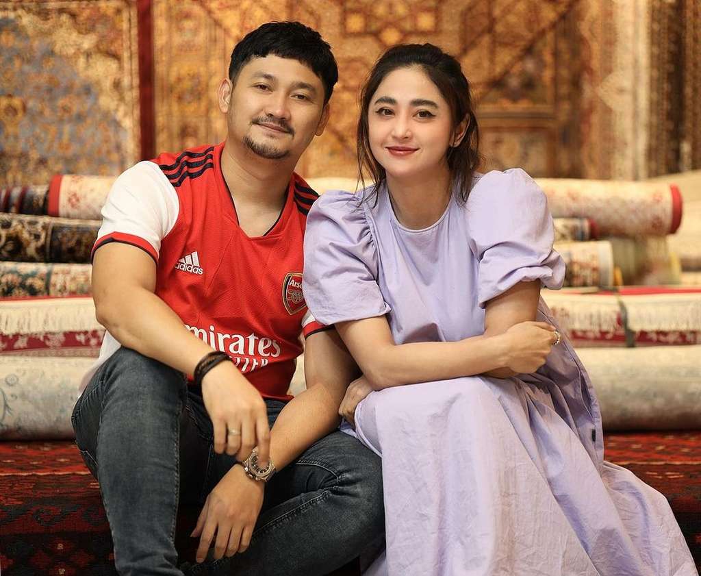 Angga Wijaya dan Dewi Perssik