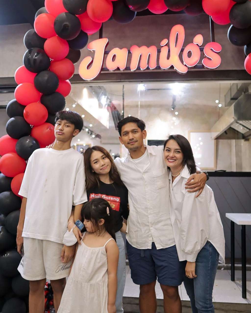 Keluarga Ibnu Jamil