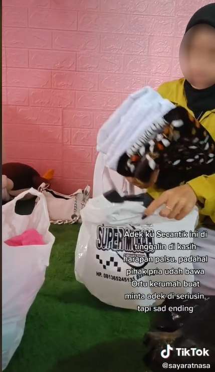 wanita batal menikah diminta kembalikan barang seserahan(TikTok @sayaratnasa)