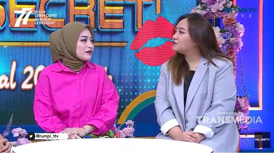 Nathalie dan Nadya adiknya Nathalie dan Nadya adiknya