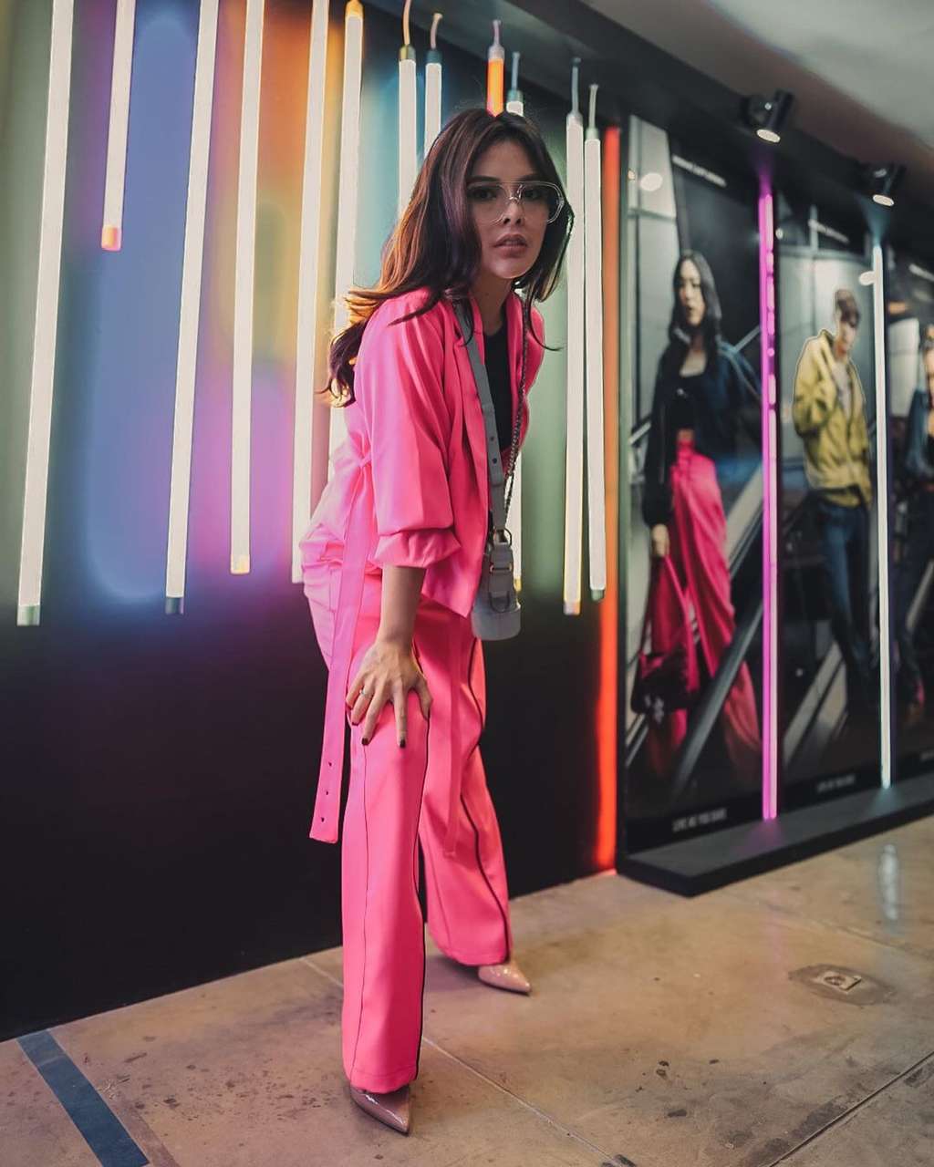 Elvia Cerolline mantan kekasih Billy Syahputra
