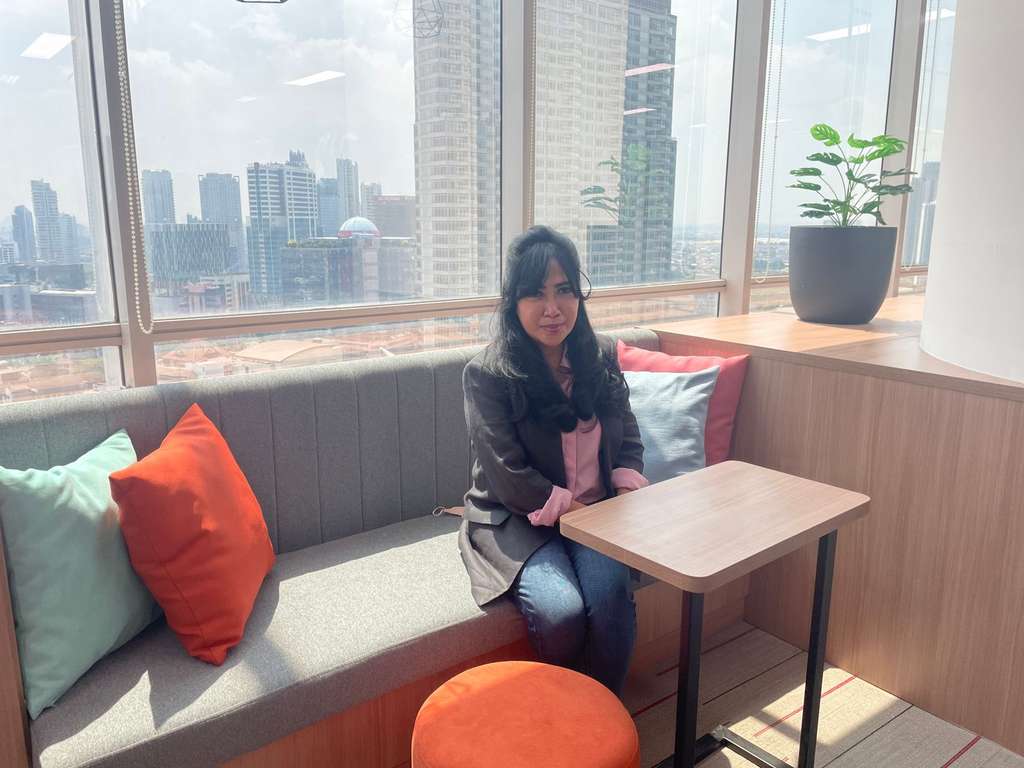 Dian Yuwiraswati, Chief Human Resources Officer AXA Financial Indonesia,