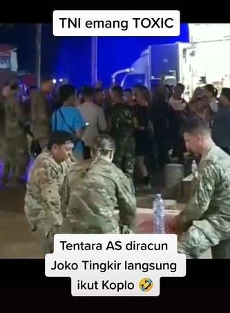 tentara as joget dangdut