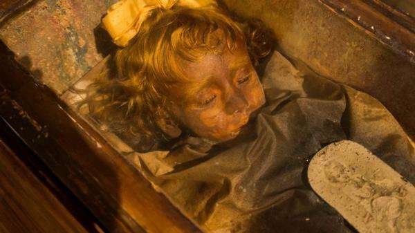 Misteri mumi Rosalia Lombardo yang bisa berkedip terungkap.