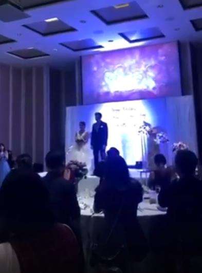 Pengantin pria putar video perselingkuhan pengantin wanita di hari pernikahan.