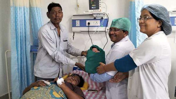 Penantian 54 tahun, pasangan ini akhirnya punya momongan.