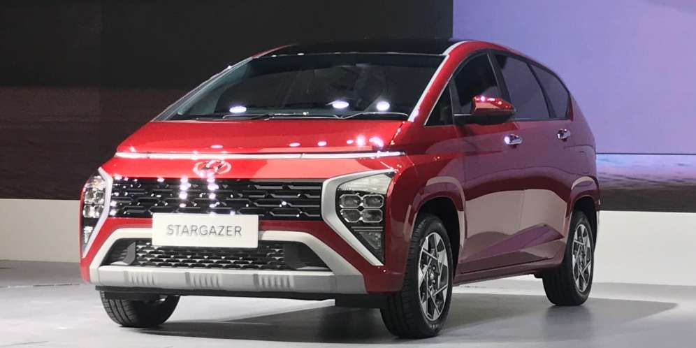 Hyundai Stargazer.