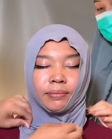 Klien MUA Ingin Tampil Awet Muda