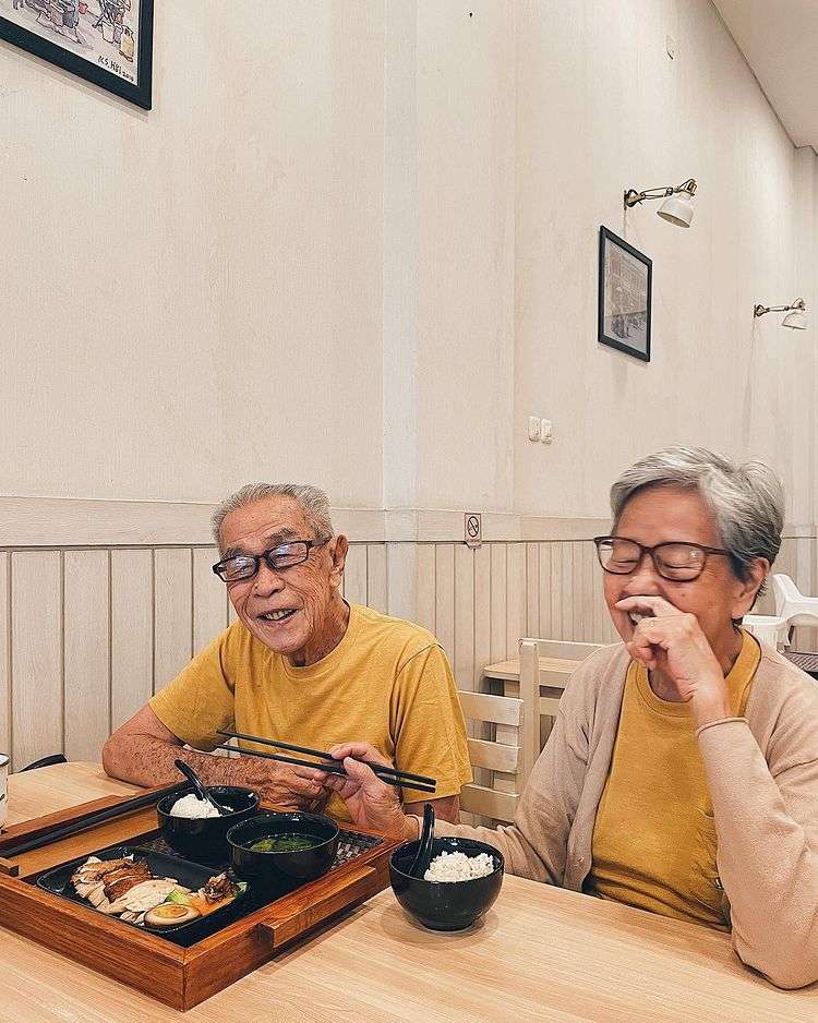 Opa Oma Bagio