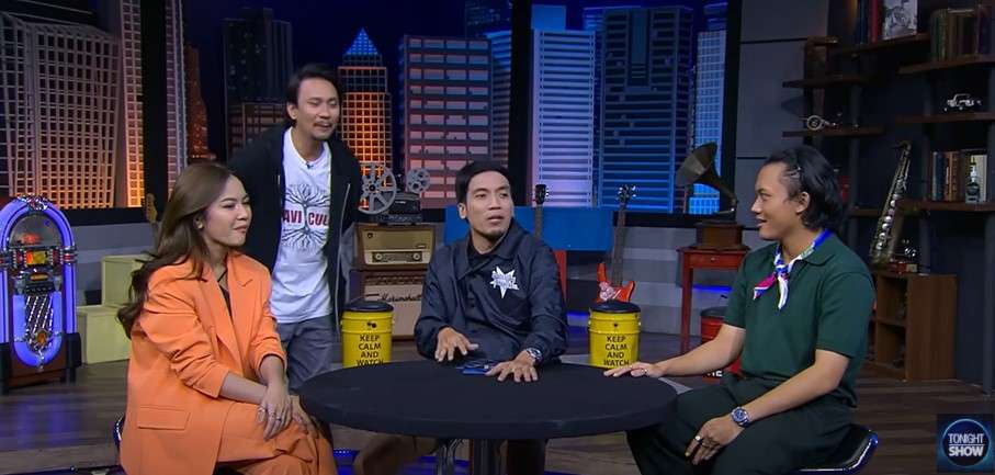 Wajah Desta Jadi sorotan