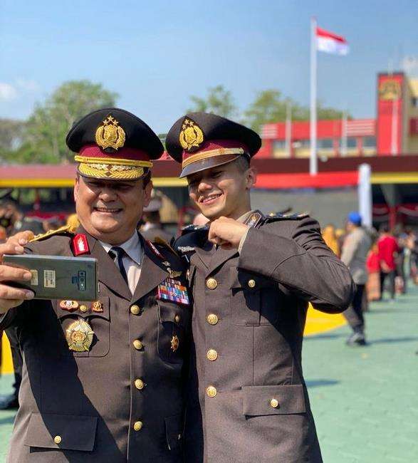 Ipda Jevo Batara, orangtuanya bukan orang sembarangan.