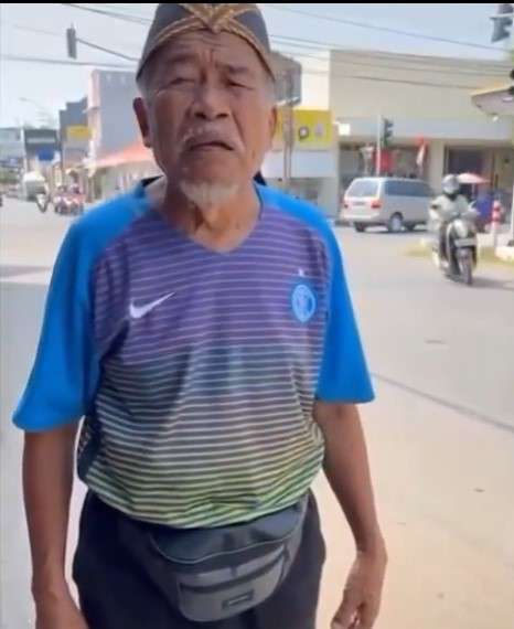 Kakek pengemis