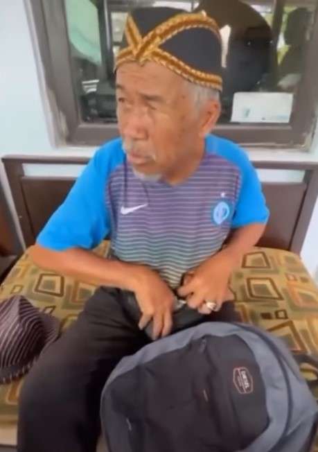 Kakek pengemis di Indramayu