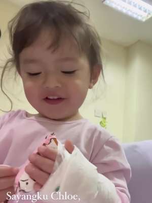 Anak Asmirandah dirawat di rumah sakit.