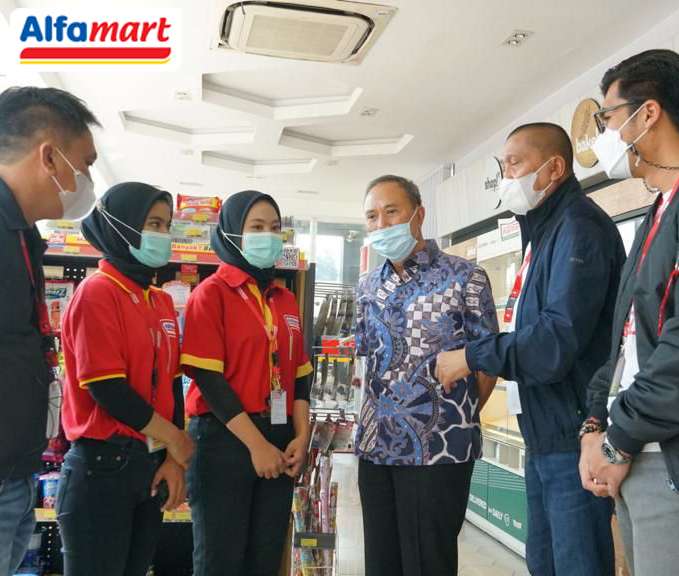 Sempat Viral Usai Pergoki Pengutil Cokelat, Amelia Dapat Hadiah Tak Terduga dari Bos Alfamart
