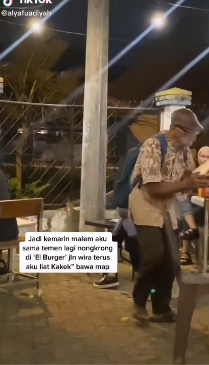 Dikira Jualan Map, Kakek Ini Keliling Kota Demi Kumpulkan Donasi untuk Operasi Dikira Jualan Map, Kakek Ini Keliling Kota Demi Kumpulkan Donasi untuk Operasi