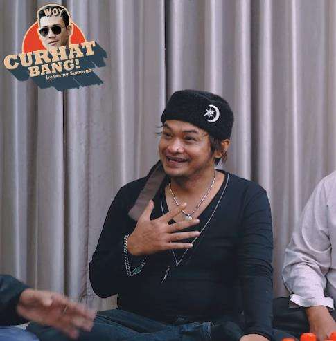 Asosiasi Dukun Indonesia buktikan ilmu kebal itu ada.