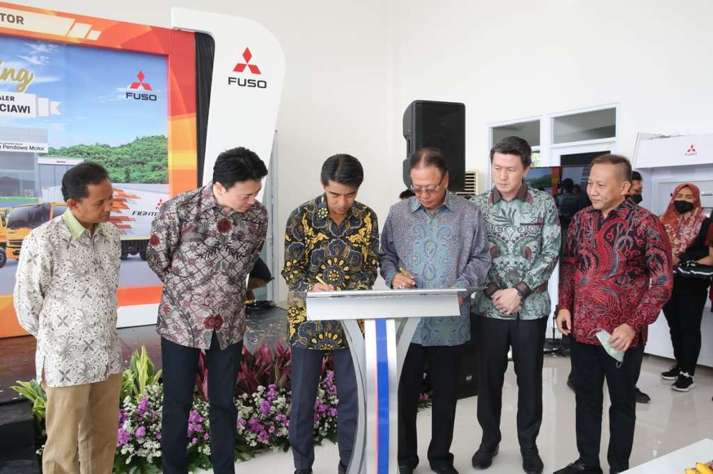 FUSO Dirikan Dealer 3S Baru di Ciawi