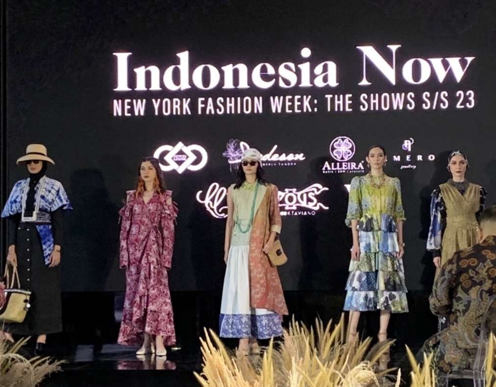 Konferensi Pers fashion desainer Indonesia ke NYFW 2023