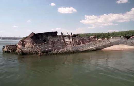 Kuburan perahu di AS.