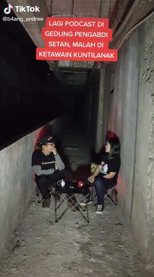 Podcast di rusun pengabdi setan Podcast di rusun pengabdi setan