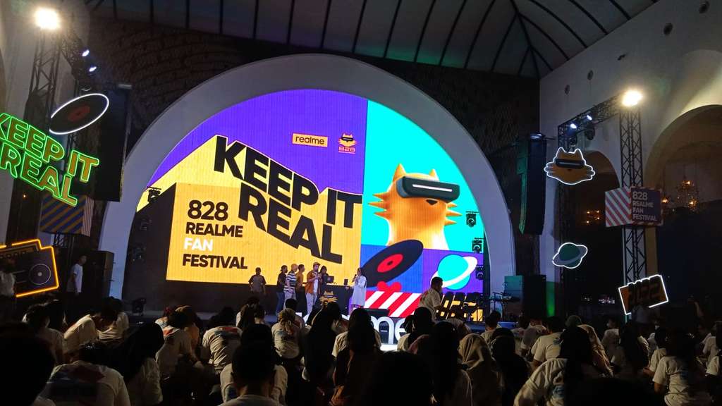 realme 828 fan festival