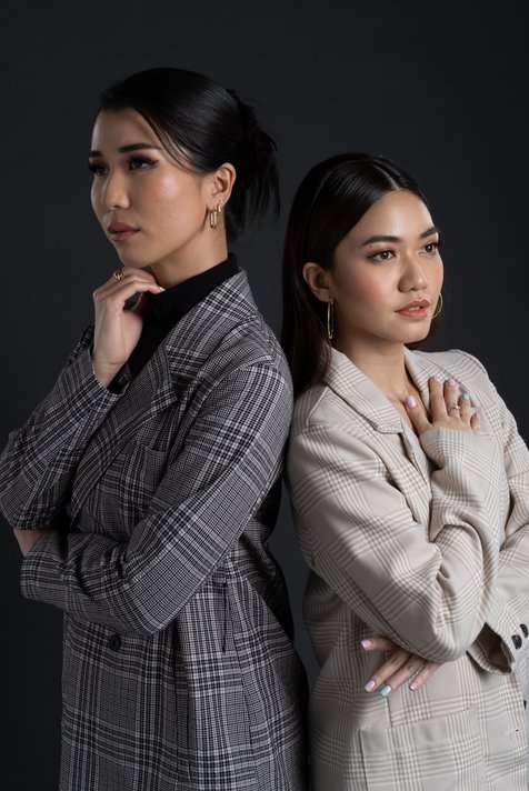 Elma dan Christie