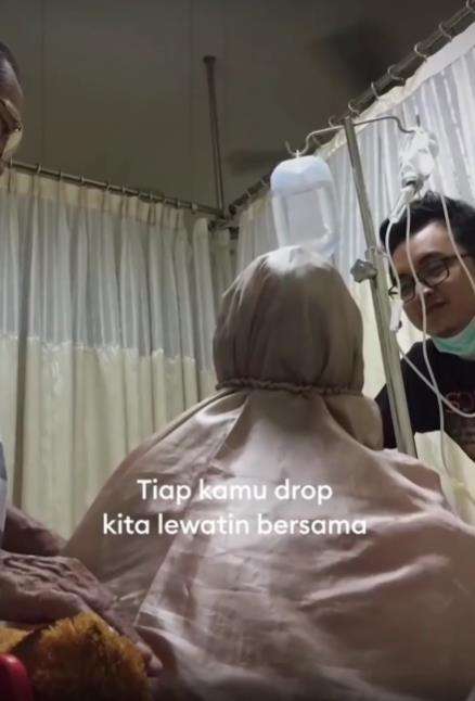 Kisah cinta sejati sejoli yang bikin sedih.