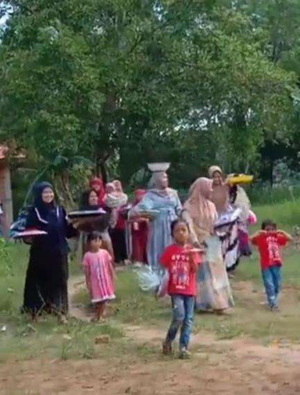 Heboh bocil Madura masih empat tahun sudah dilamar.