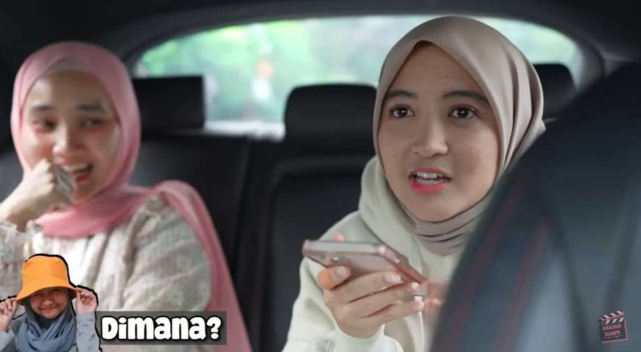 Arafah beri adiknya hadiah mobil