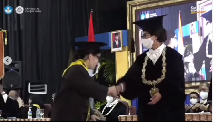 Viral Wisudawan UGM Dapat IPK 4