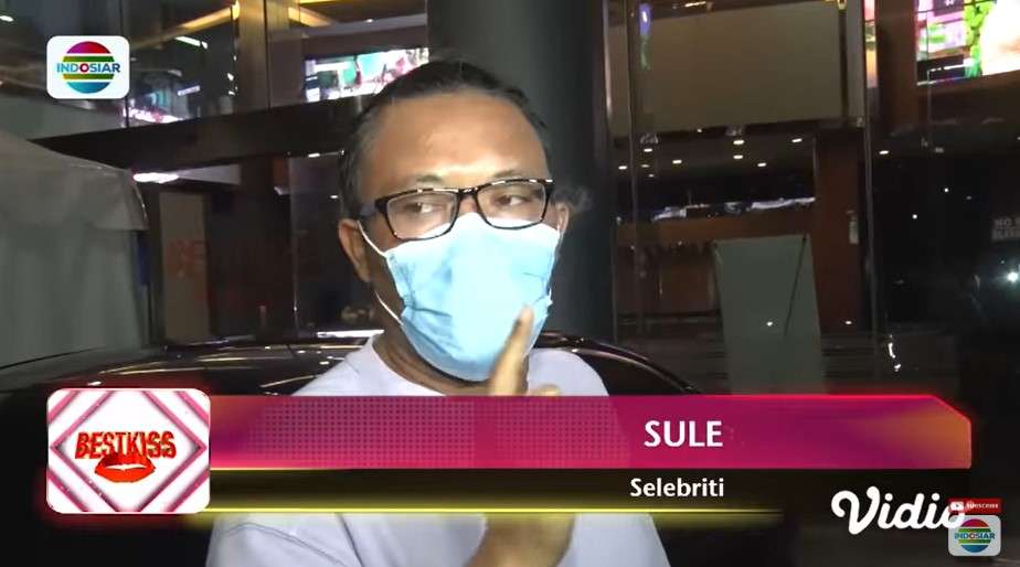 Sule mantan istri