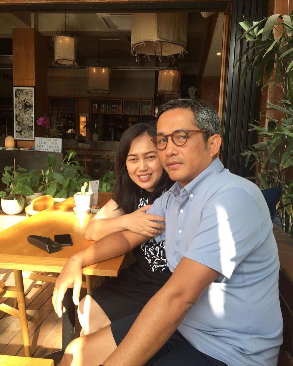 Anggraini Kadiman Mantan Istri Torra Sudiro