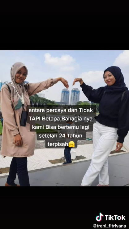 Saudara kembar bertemu usai 24 tahun terpisah