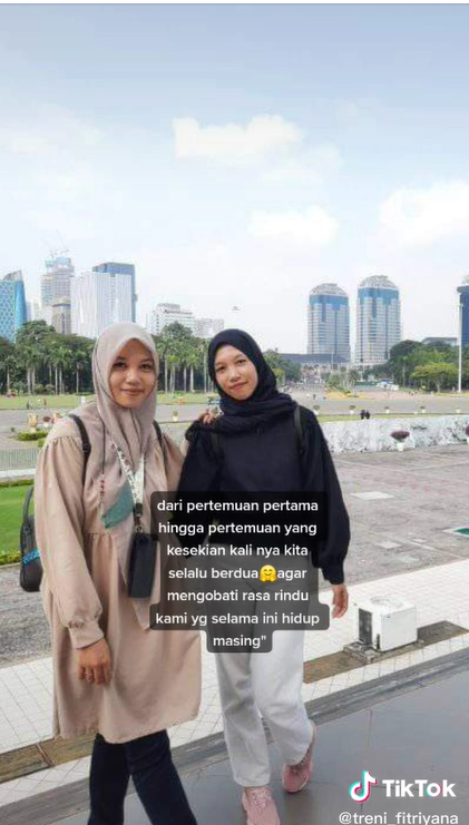 Saudara kembar bertemu usai 24 tahun terpisah