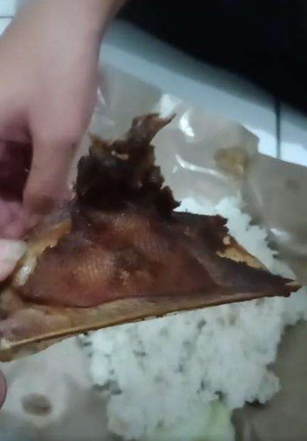 Beli nasi bebek cuma dapat sebiji tulang.