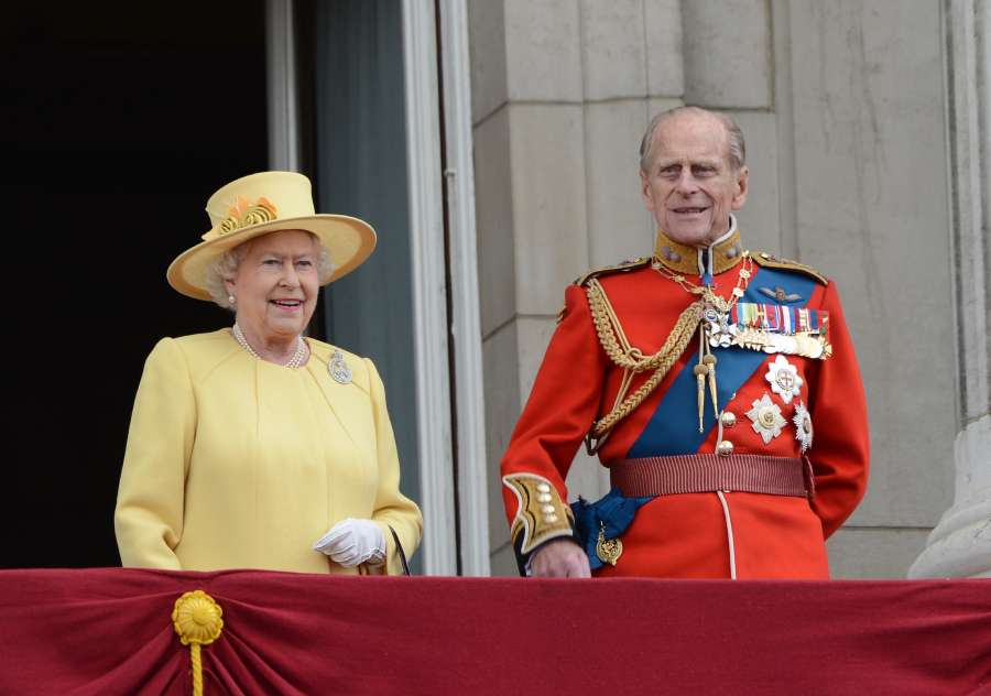ratu elizabeth ii dan pangeran philip