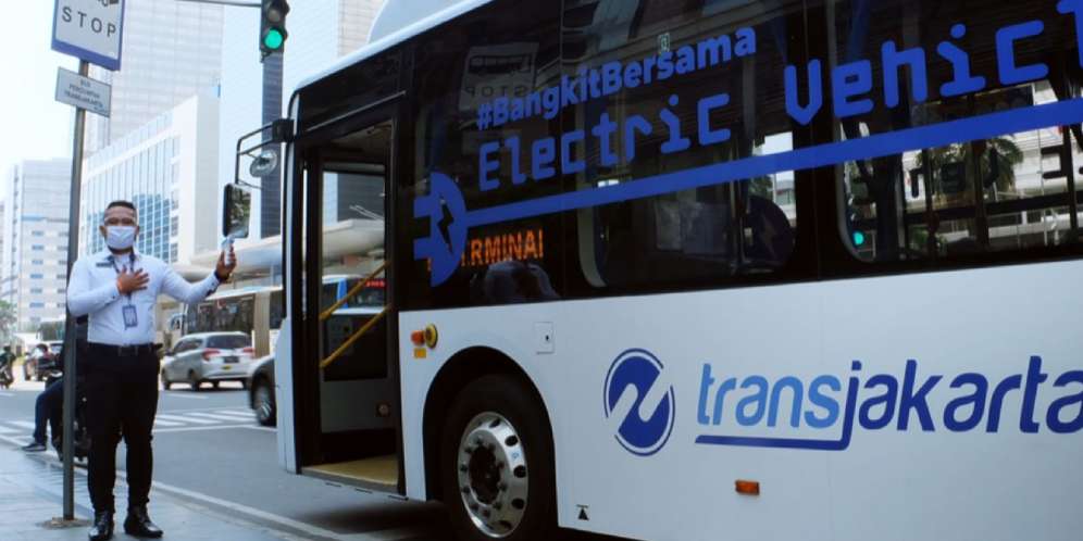 Bus Transjakarta.