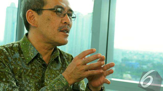 Pengamat ekonomi Faisal Basri Pengamat ekonomi Faisal Basri
