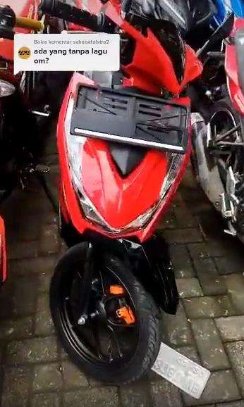 Tak kuat bayar cicilan, hancurkan sepeda motor.