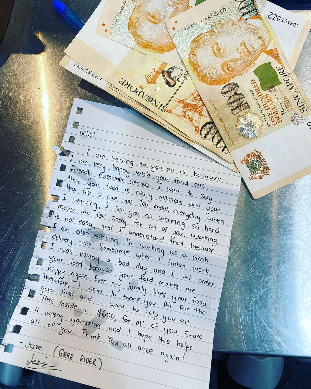 Gokil! Ojol Ini Berikan Tip Rp6 Juta untuk Restoran Thailand Favoritnya