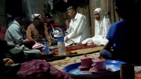 Viral pernikahan kakek 52 tahun dengan gadis 15 tahun di Lombok.