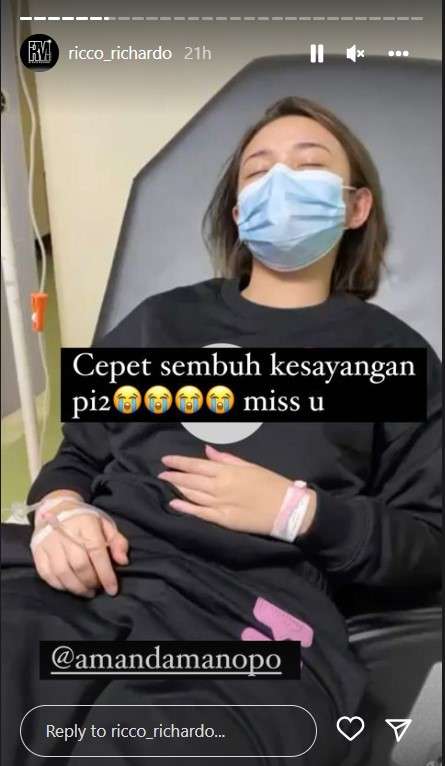 Amanda Manopo terbaring lemah
