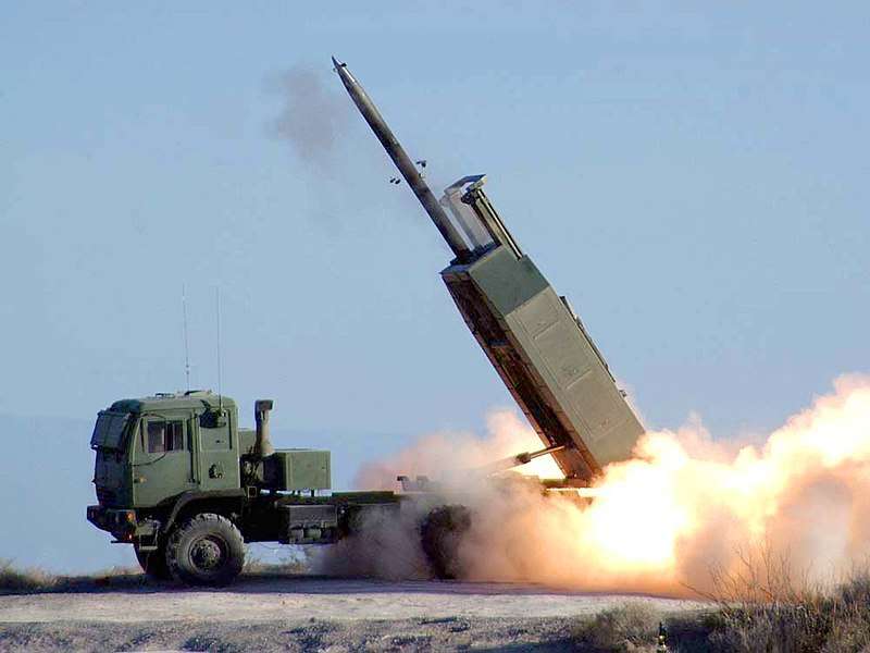 Roket HIMARS milik AS Roket HIMARS milik AS