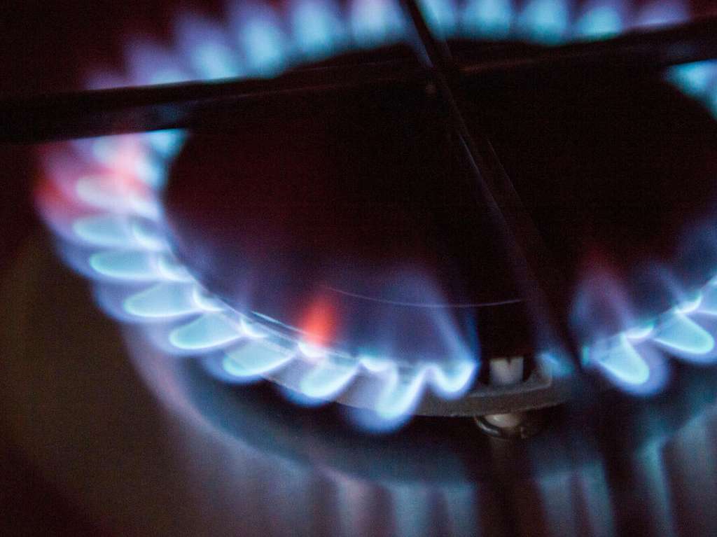Kompor gas jarang digunakan karena harga gas naik tinggi Kompor gas jarang digunakan karena harga gas naik tinggi