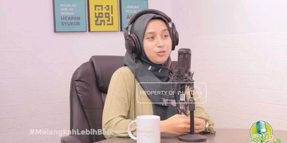Kisah Wanita Cantik Pembenci Islam yang Jadi Mualaf dalam 7 Hari