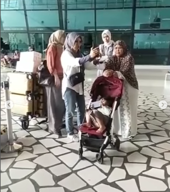 Viral Pakai Uang Jemaah untuk Umroh, Pasutri Digrebek Sepulang dari Tanah Suci