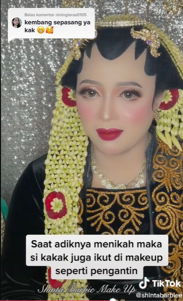 Pengantin Pria Dikira Menikahi 2 Wanita Sekaligus Pengantin Pria Dikira Menikahi 2 Wanita Sekaligus