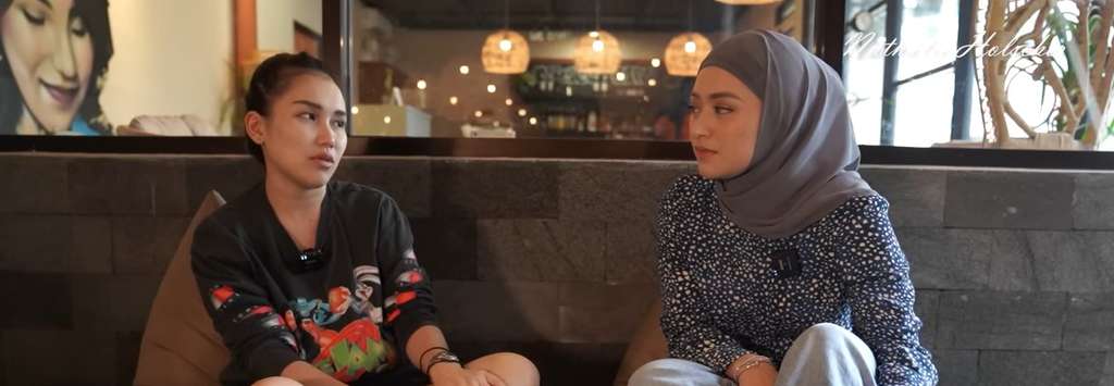 Nathalie dan Ayu Ting Ting