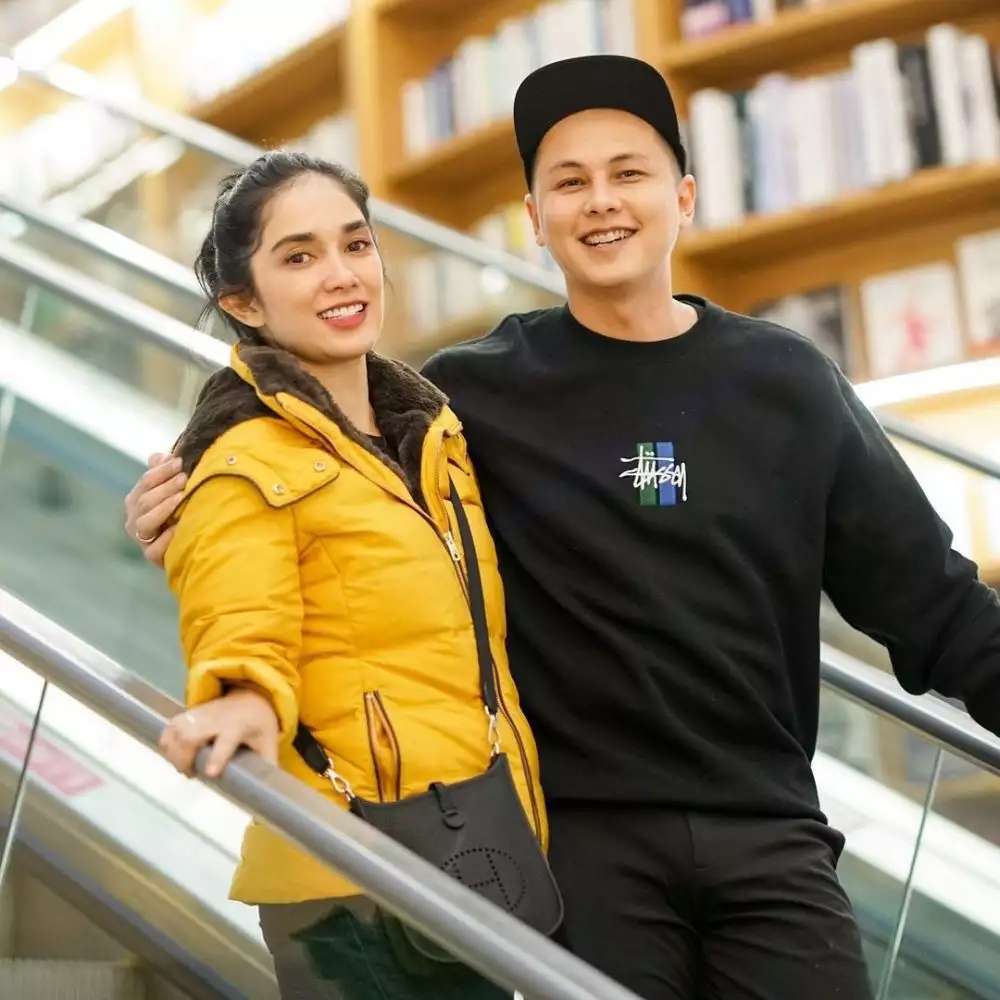 Besaran uang bulanan 8 seleb yang tak terduga.